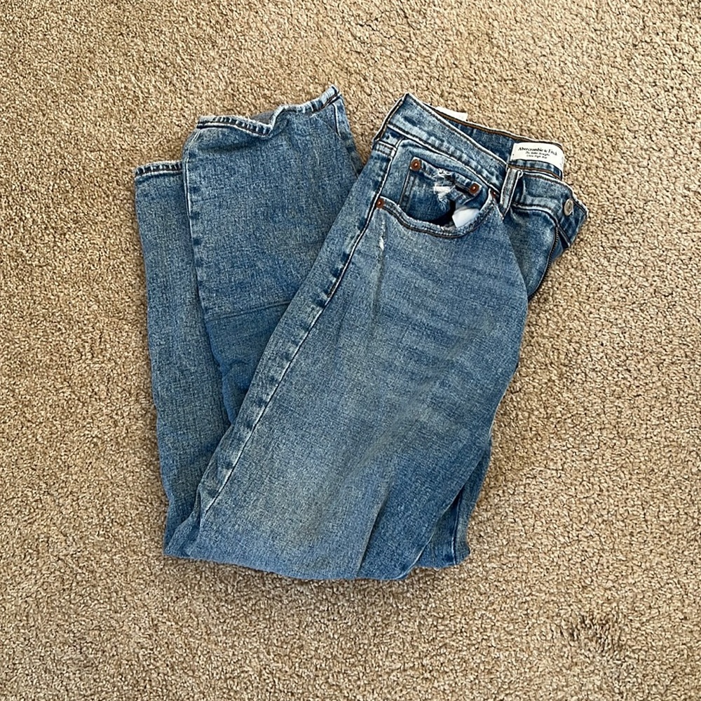 Great condition Abercrombie high rise jeans
